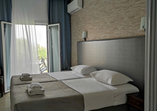 Twin Room with Garden View